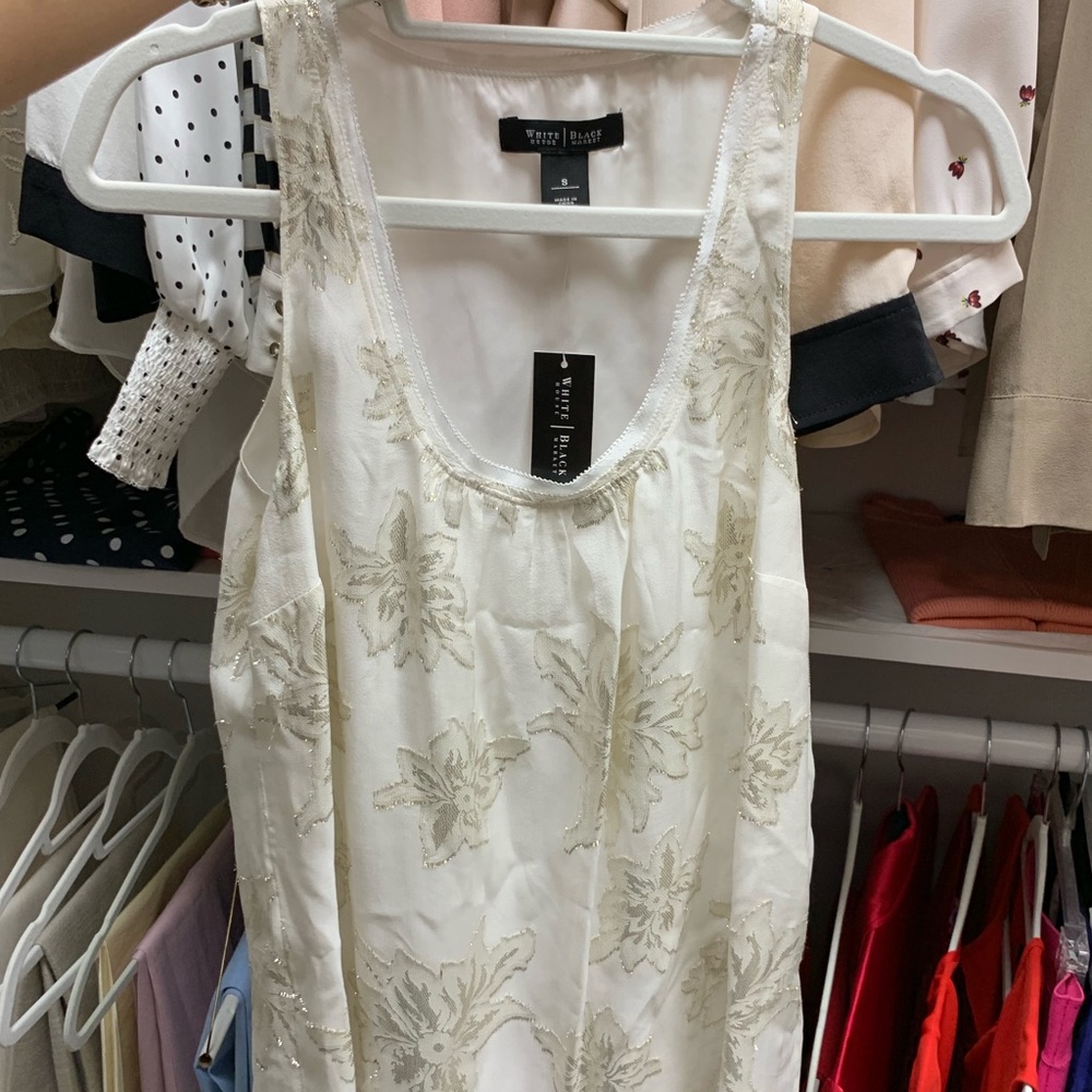 White House Black Market top S